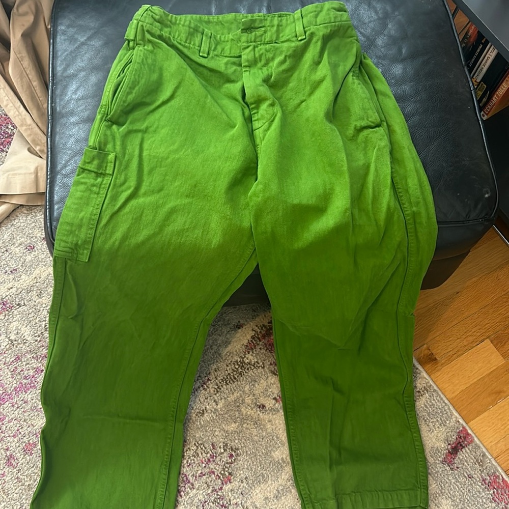 B Sides wide leg, cargo pant. Green. Women’s medium.